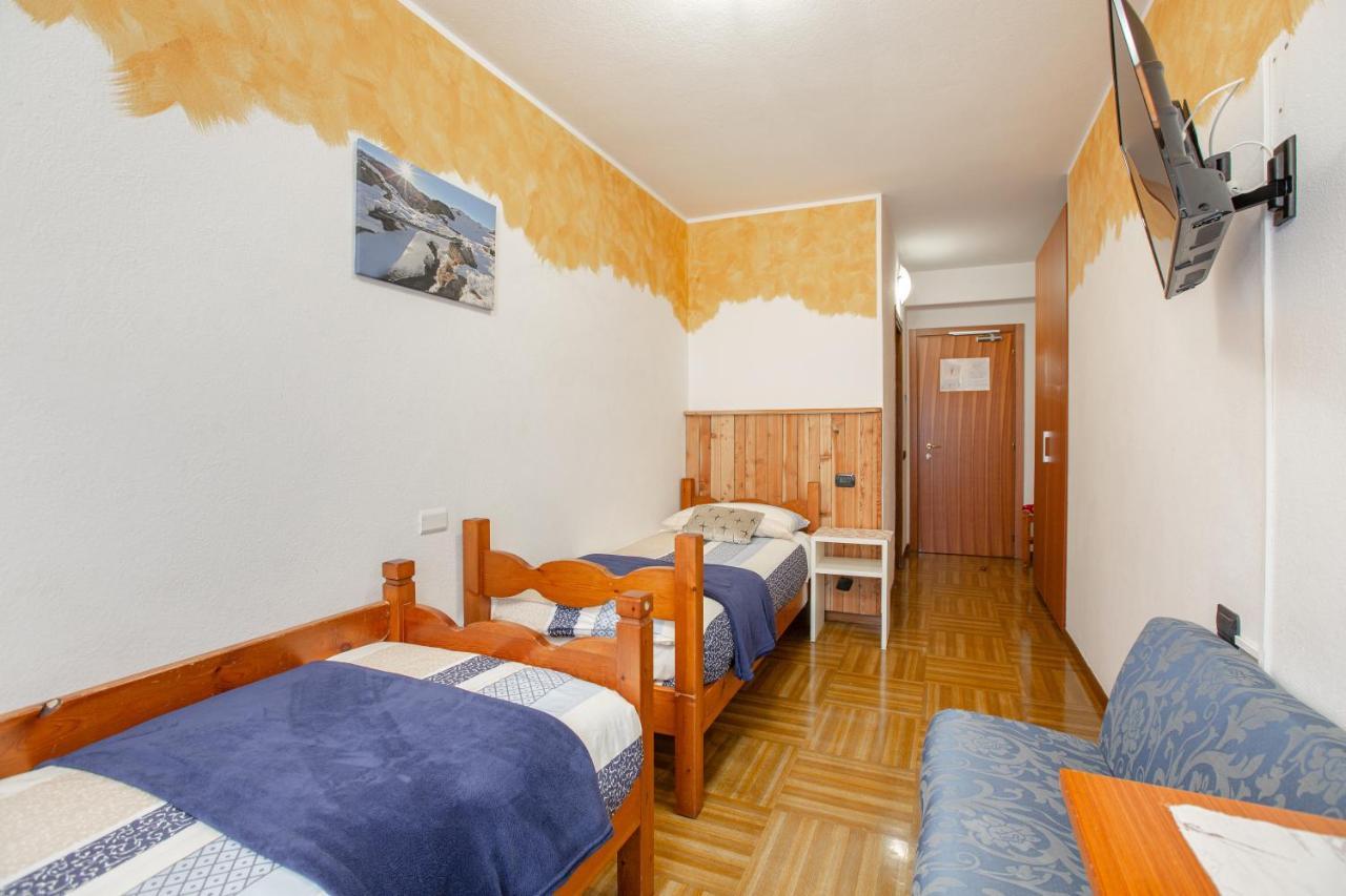 Hotel Biancospino Lanzada 외부 사진