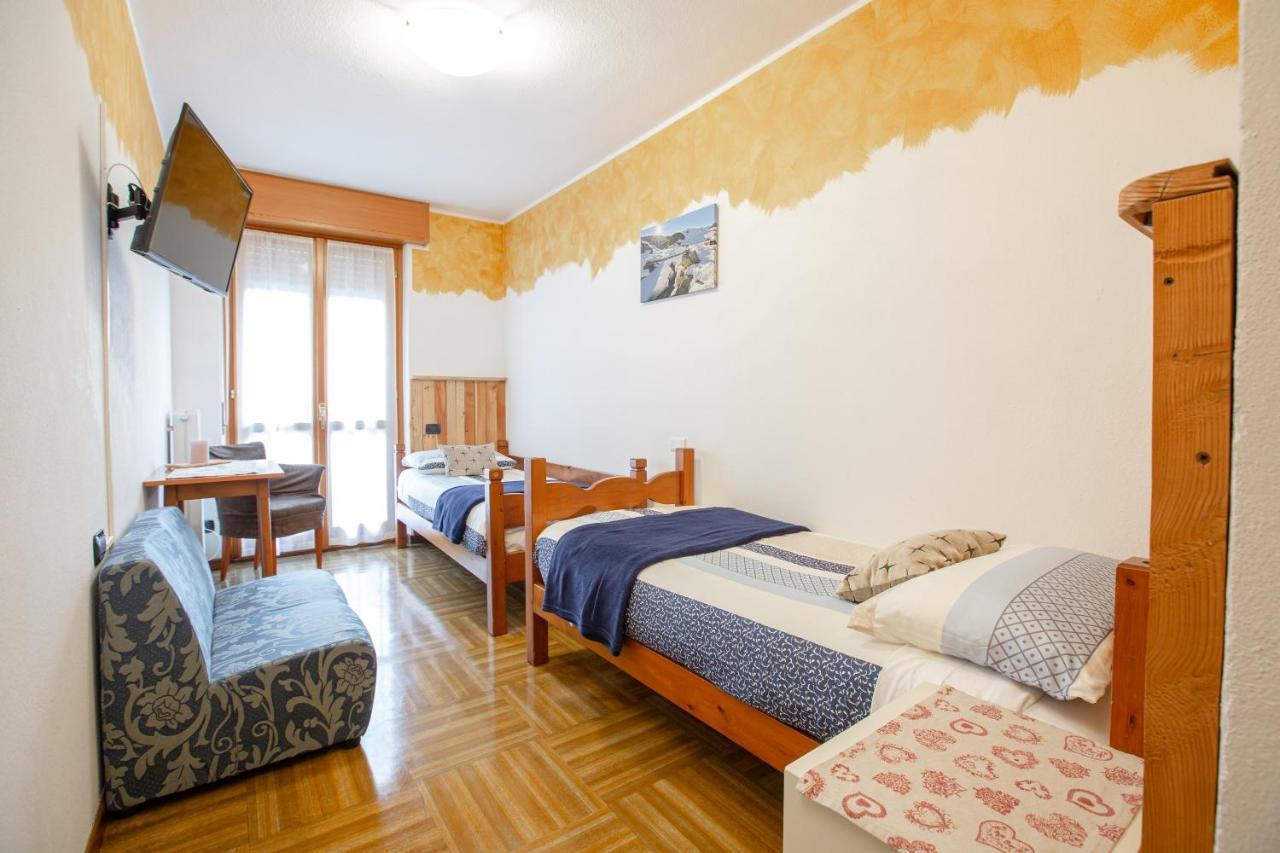 Hotel Biancospino Lanzada 외부 사진